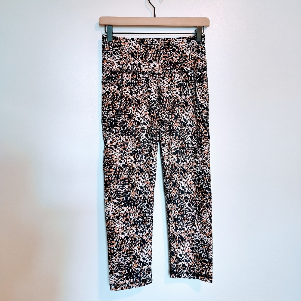 Old Navy leopard powersoft active leggings size medium